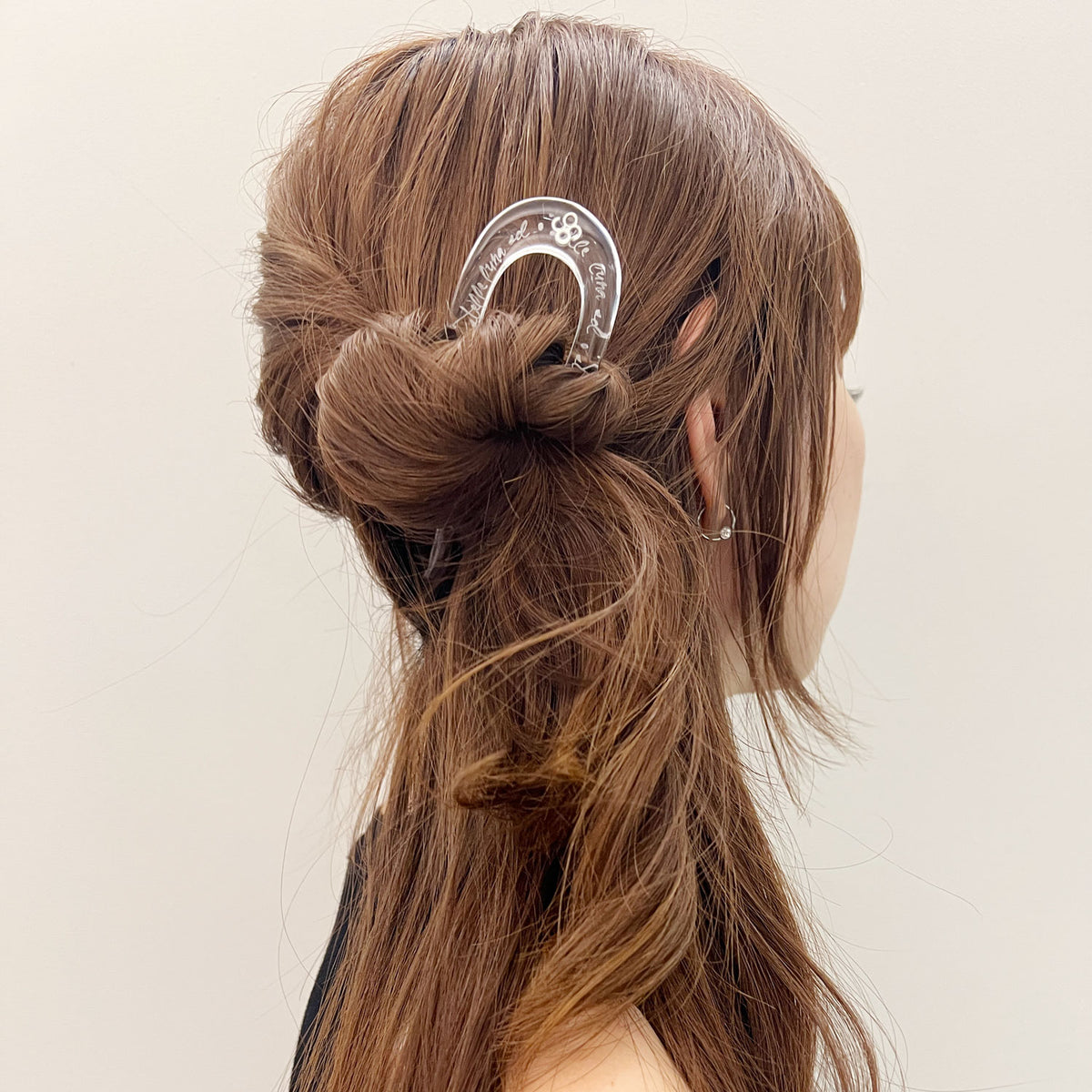 アクリリック スクリプト ヘアピン