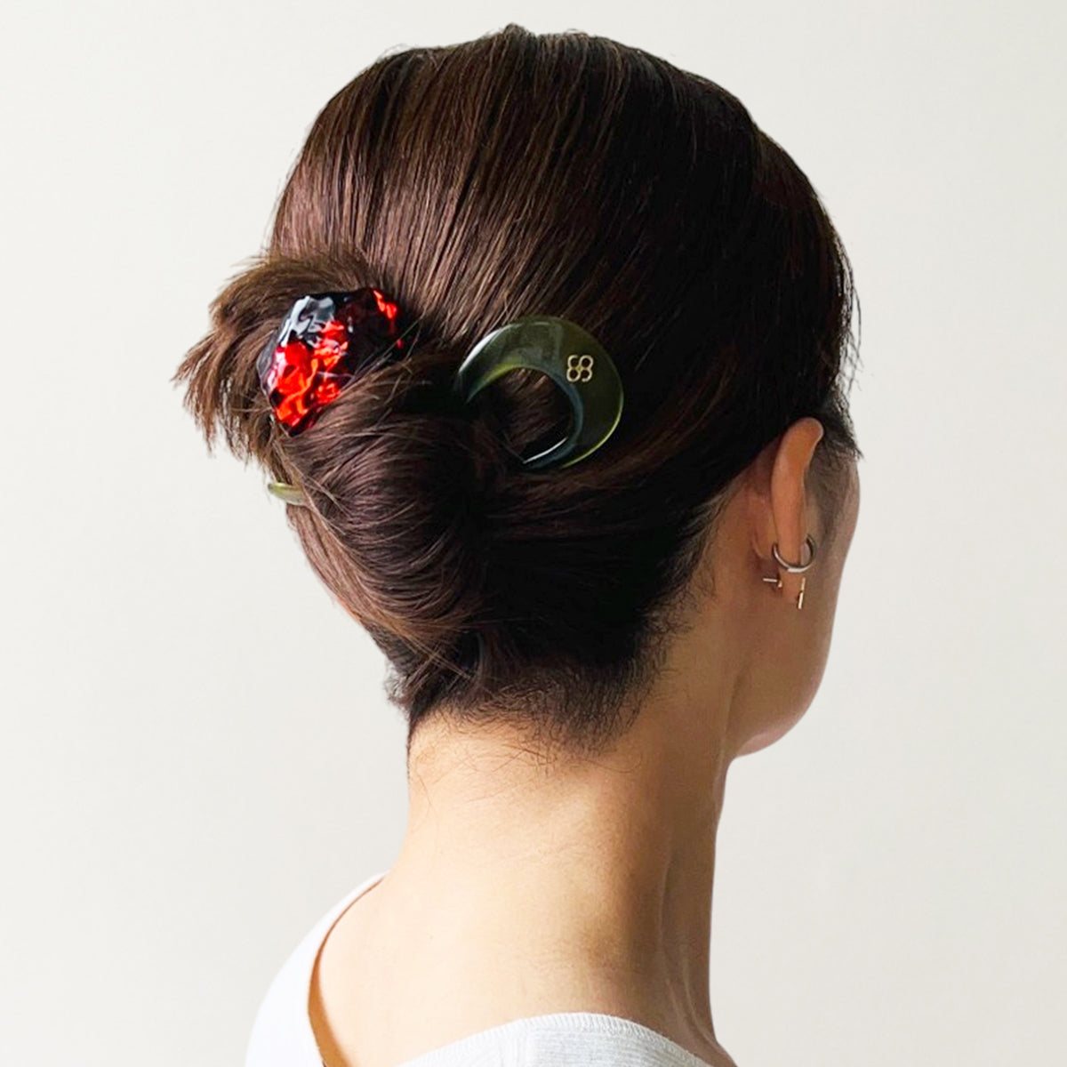 アクリリック ウエービー ヘアピン