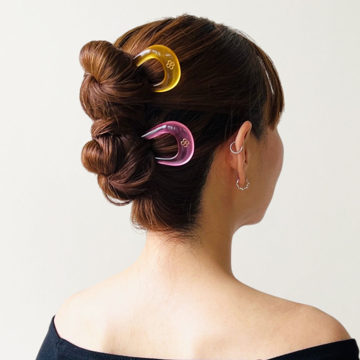 アクリリック ウエービー ヘアピン