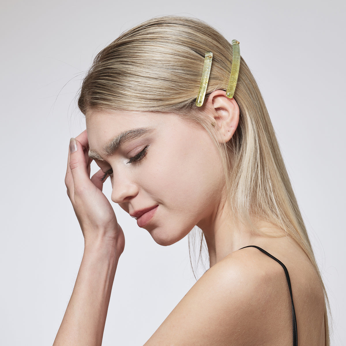 Barrette-02.jpg__PID:a1874c1f-e493-4af8-8bb6-8083f953ab4f