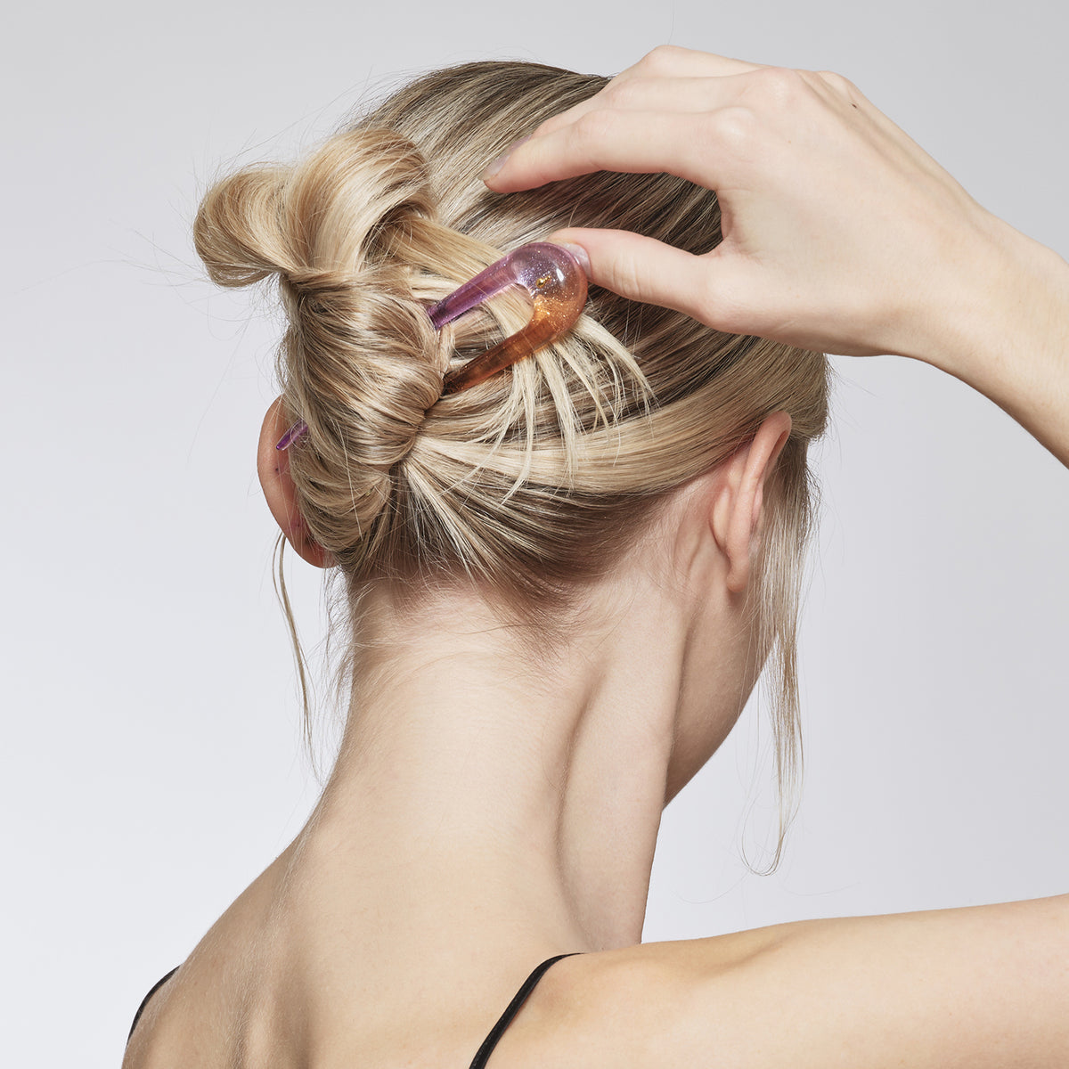 ザヘアバートウキョウ ルーサイトキャンディヘアピン OLVTRM ルーサイト キャンディ ヘアピン | THE HAIR BAR TOKYO