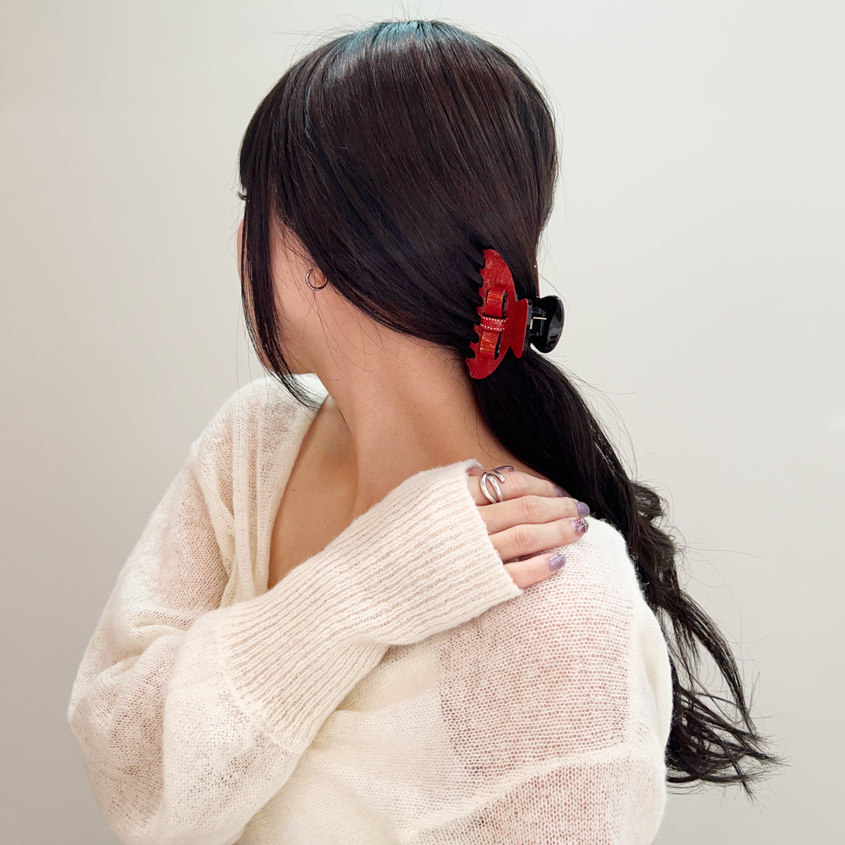 ザヘアバートウキョウ ヘアジョークリップMサイズ　ワインレッド ザヘアバートウキョウ ヘアジョークリップMサイズ ワインレッド