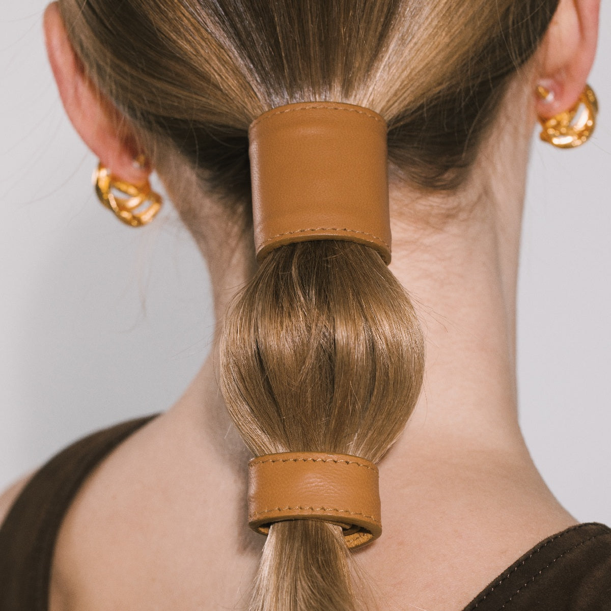 レザー ポニーラップ