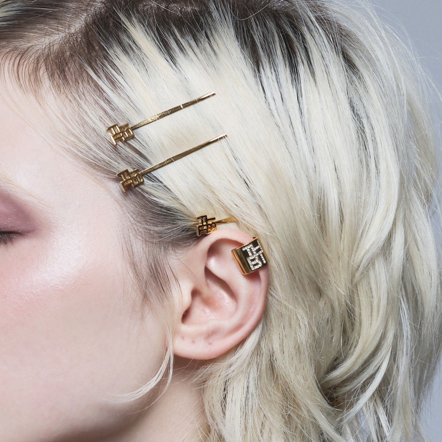 スムーズ イヤーカフ ウィズ THBT | THE HAIR BAR TOKYO