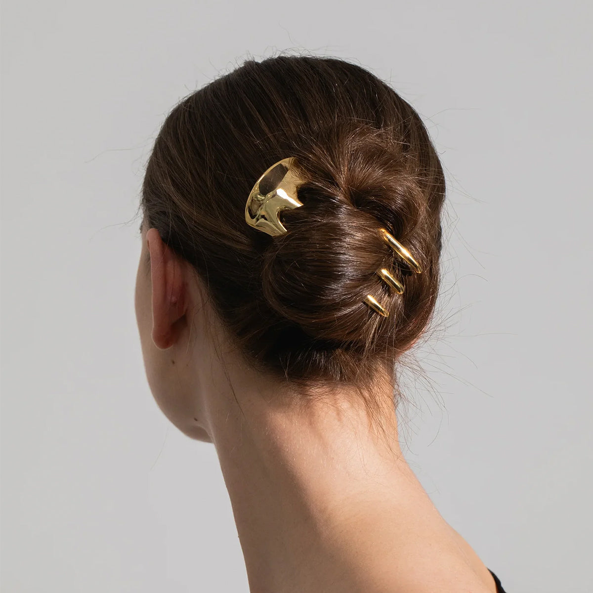 ミナ ヘアピン
