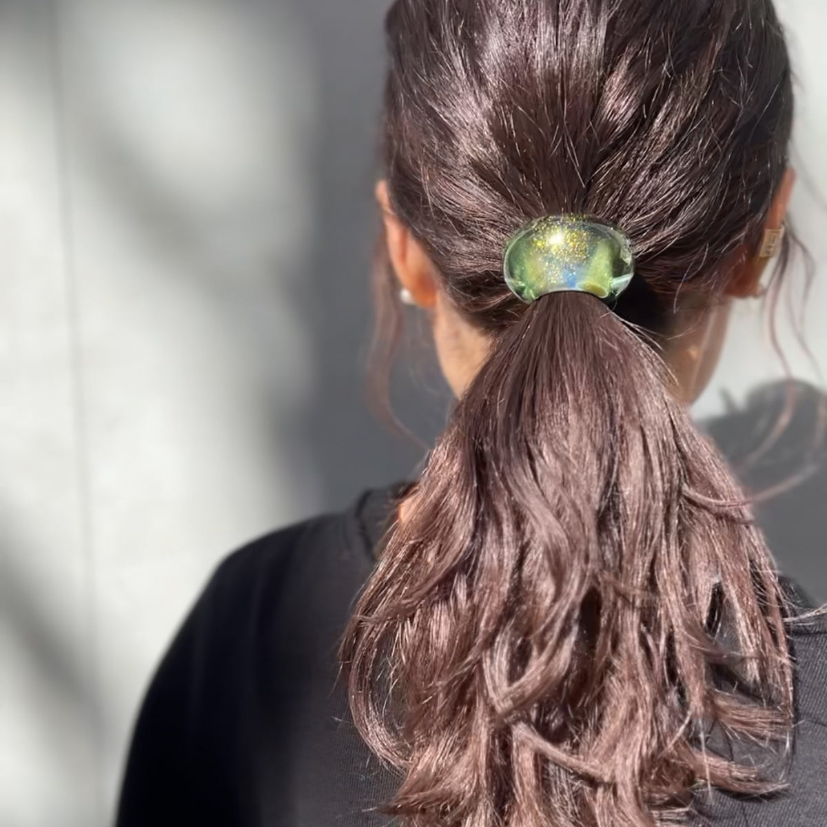 ルーサイト ドームポニーカフ | THE HAIR BAR TOKYO ルーサイト ドームポニーカフ | THE HAIR BAR TOKYO