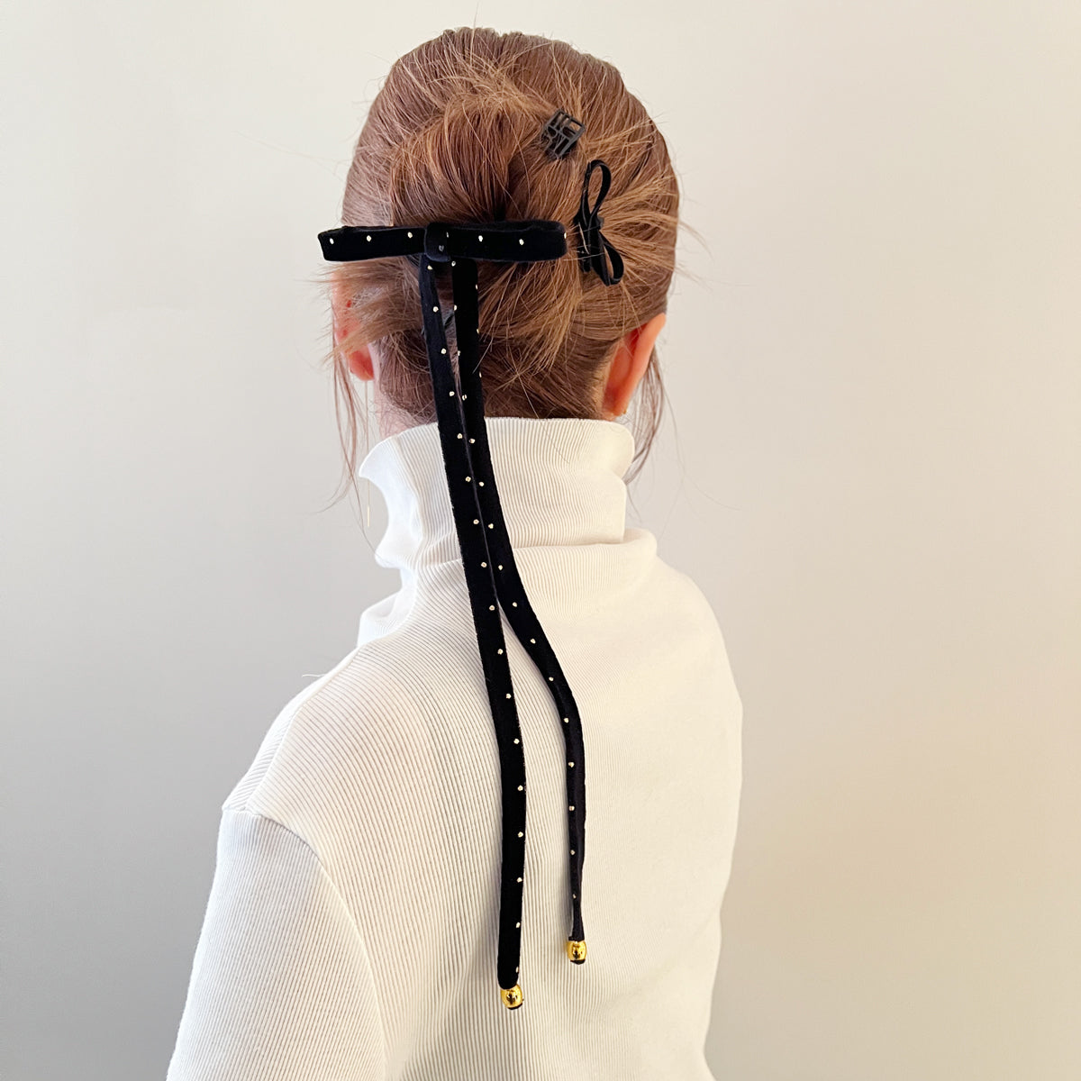 ベルベット ナロー ボウ  ウィズ ゴールド スタッズ  8cm バレッタ