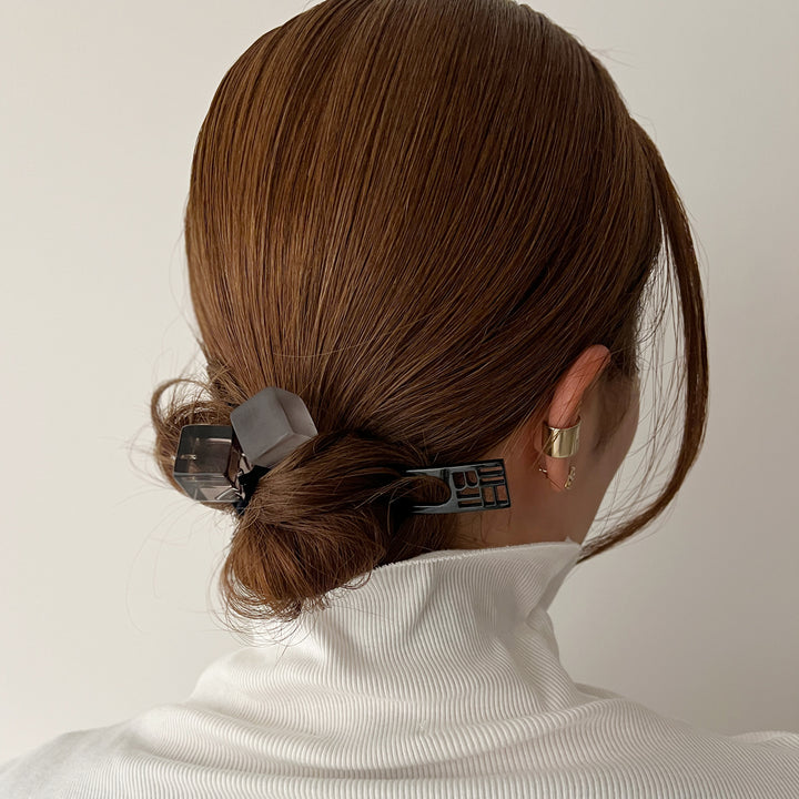 ダブル キューブ ポニー スモール ウィズ アイコン スタッズ