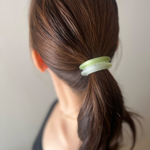 バイカラー ルーサイト ドームポニー カフ | THE HAIR BAR TOKYO