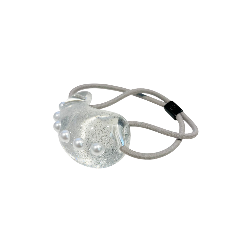 スモール ティアドロップ ポニー ウィズ パール | THE HAIR BAR TOKYO