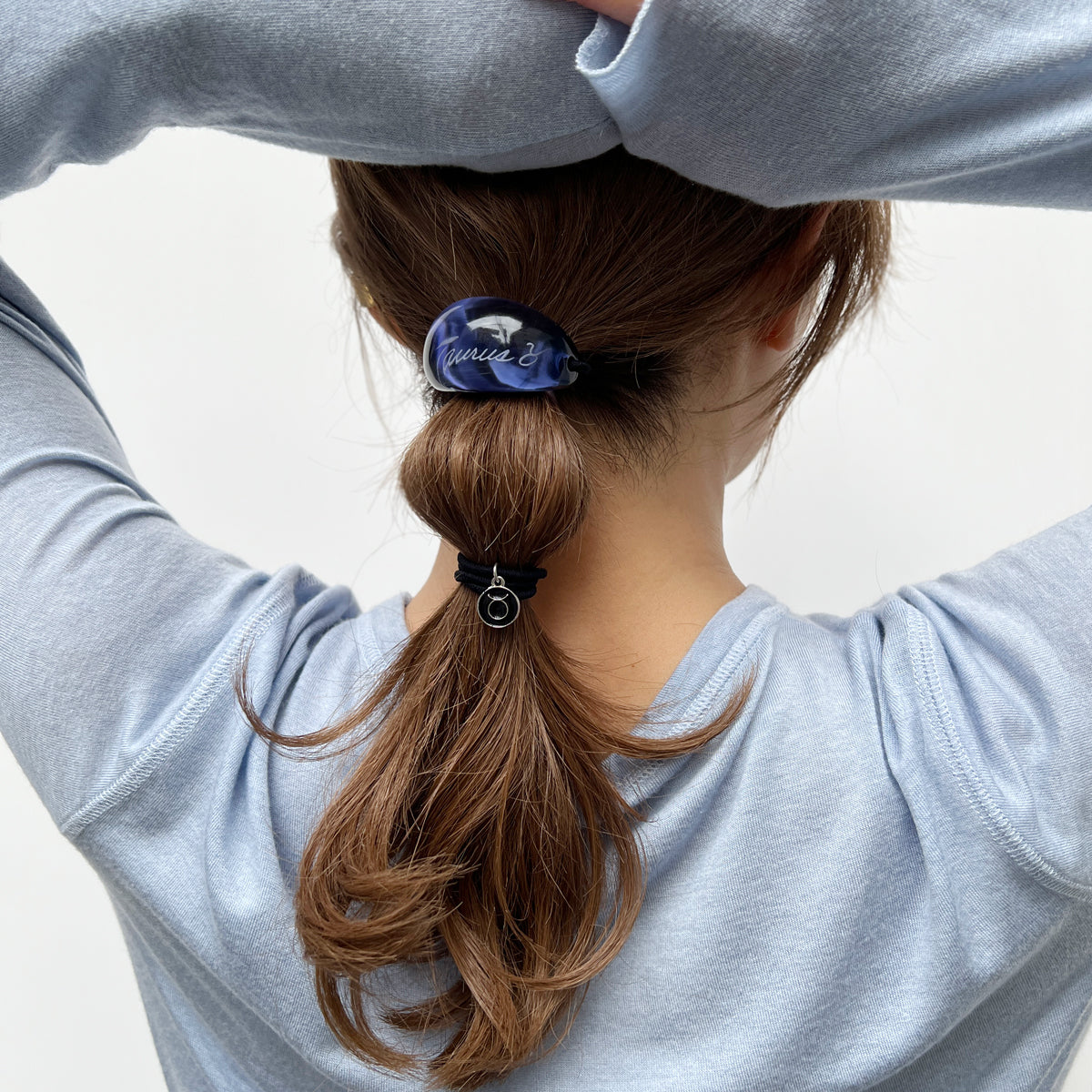 ルーサイト ゾディアック レター ポニー カフ | THE HAIR BAR TOKYO