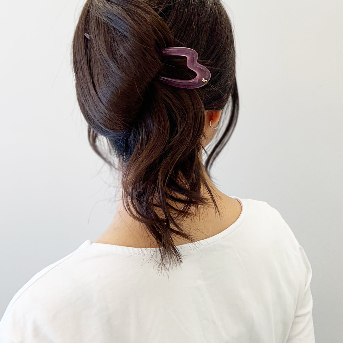 ハート ヘアピン ウィズ アイコンスタッズ