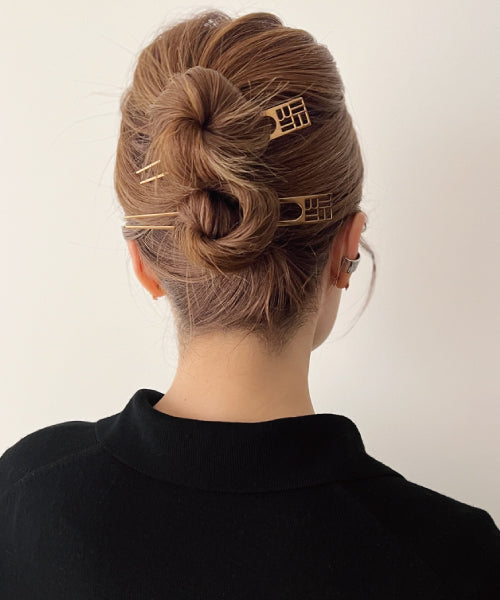 THBT メタル エンブレム ヘアピン ロング