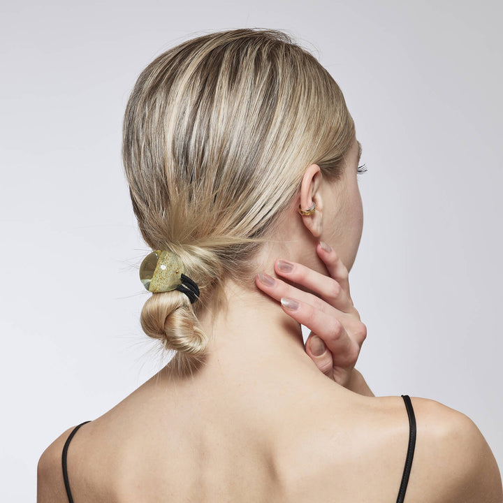 CandyCuffPony-01.jpg__PID:f5770c05-1196-42ba-93ed-1760f2c32b1a