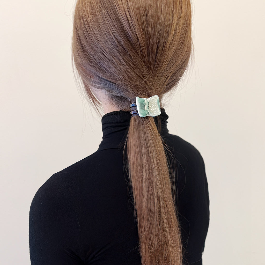 ベルベット クリスタル ロック ジョークリップ | THE HAIR BAR TOKYO