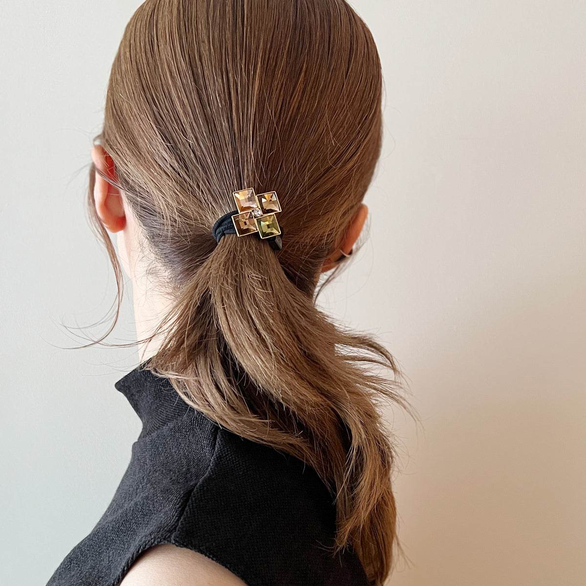 ハニニャンクリスタルプリズムウィンドミルポニー クリスタル プリズム ウインドミル ポニー | THE HAIR BAR TOKYO