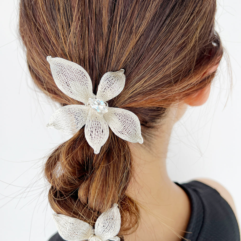 メッシュ ブロッサム ビーク クリップ